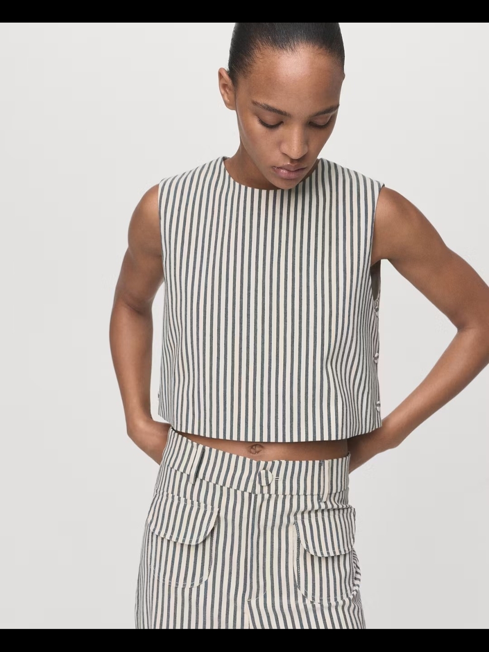 Striped Sleeveless Crop Top
